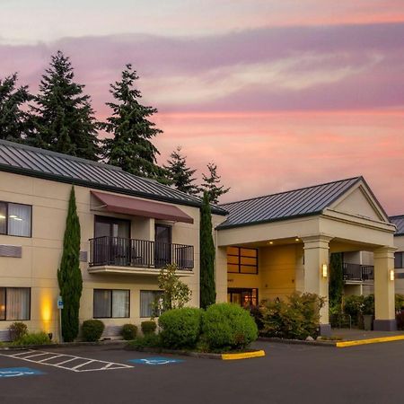 Best Western Plus Plaza By The Green Kent Dış mekan fotoğraf