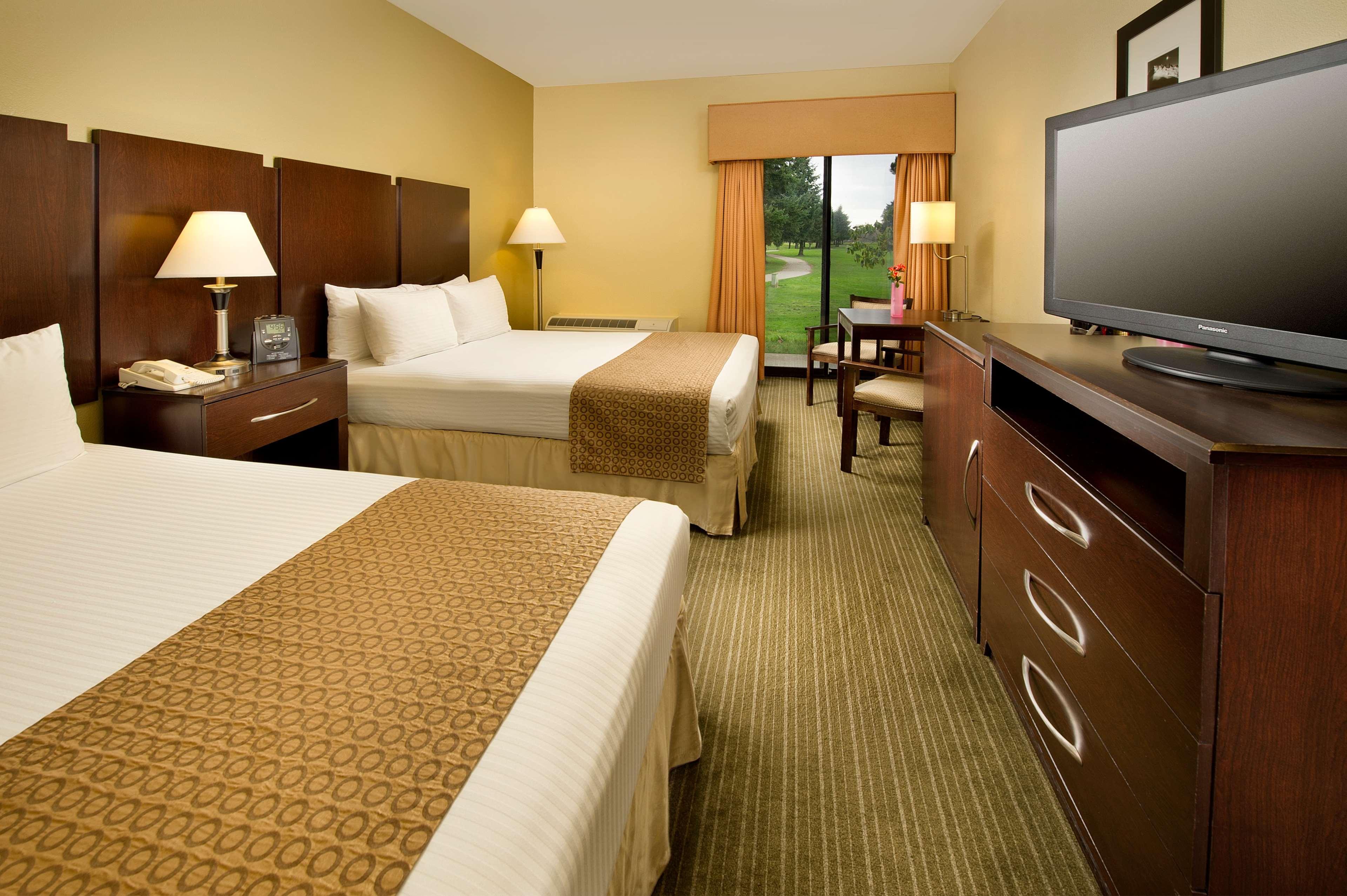 Best Western Plus Plaza By The Green Kent Dış mekan fotoğraf