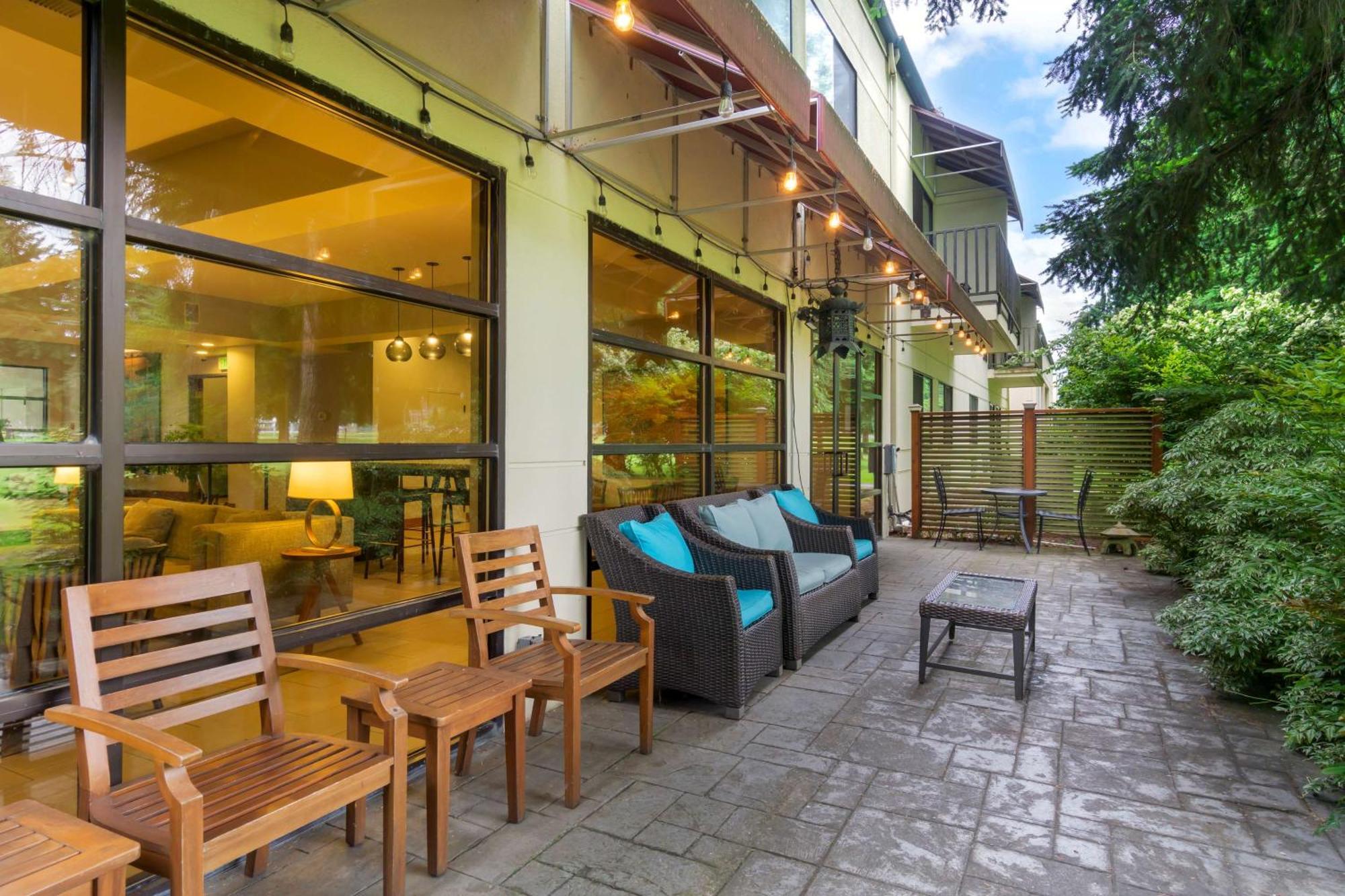 Best Western Plus Plaza By The Green Kent Dış mekan fotoğraf