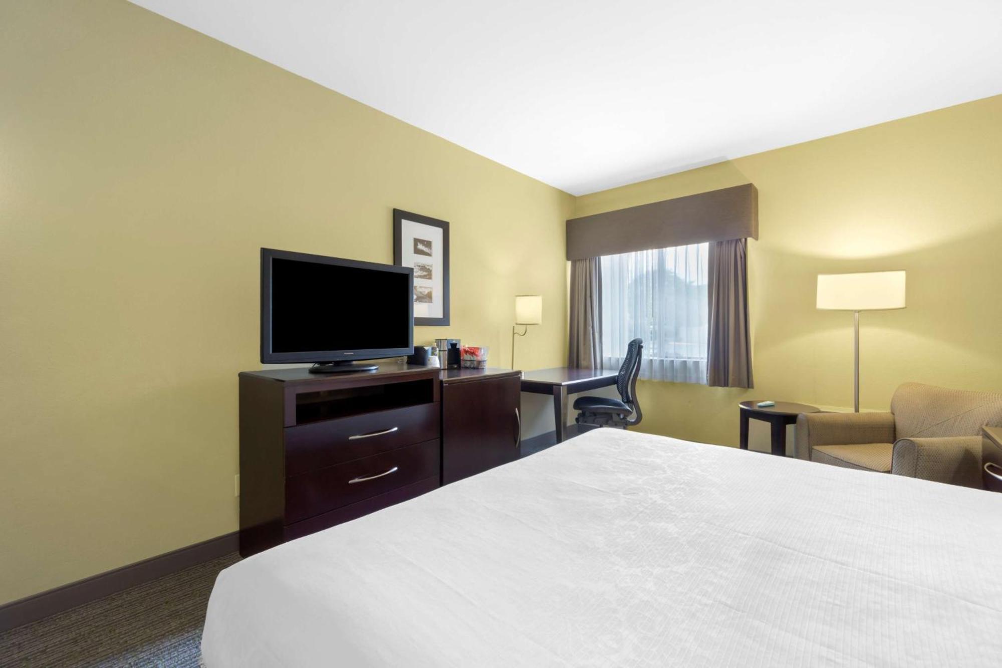 Best Western Plus Plaza By The Green Kent Dış mekan fotoğraf